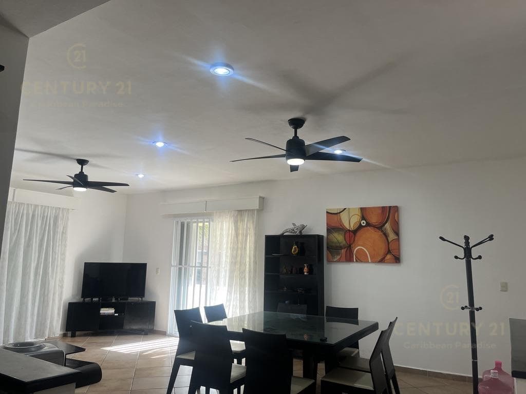 2 apartments for sale in Uno at Playa Inn, near 5th Avenue and Mamitas Beach, Playa del Carmen 4531