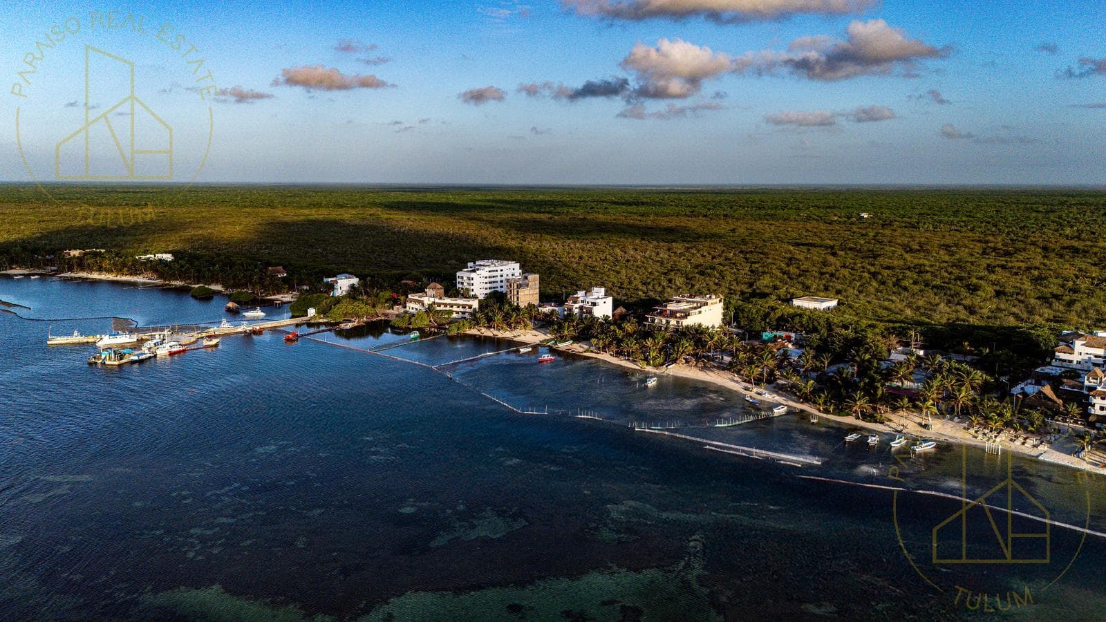 Apartment: New apartment on the Mahahual boardwalk, right on the beach.