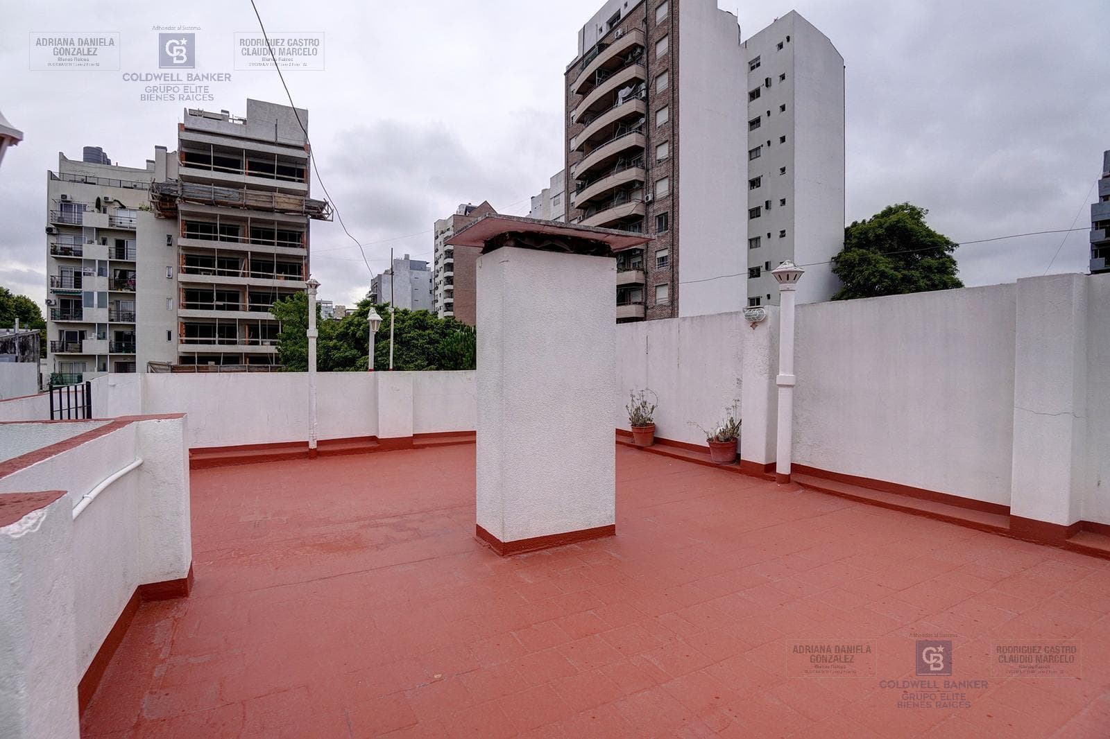 3-room apartment for sale in the Floresta neighborhood.