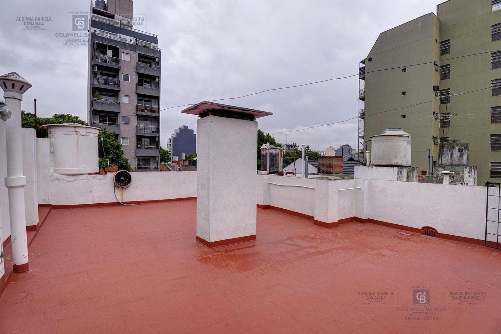 3-room apartment for sale in the Floresta neighborhood.