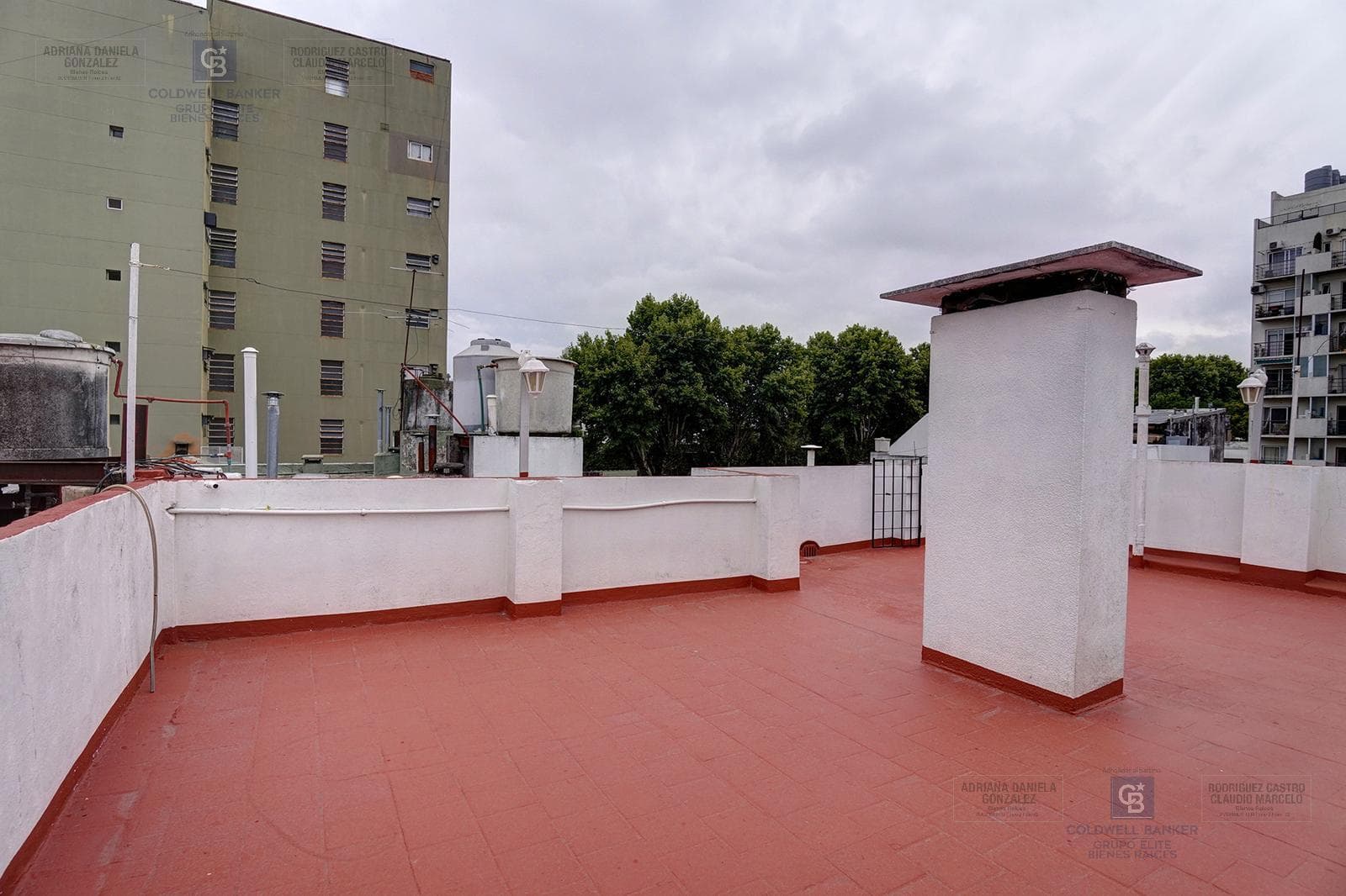 3-room apartment for sale in the Floresta neighborhood.