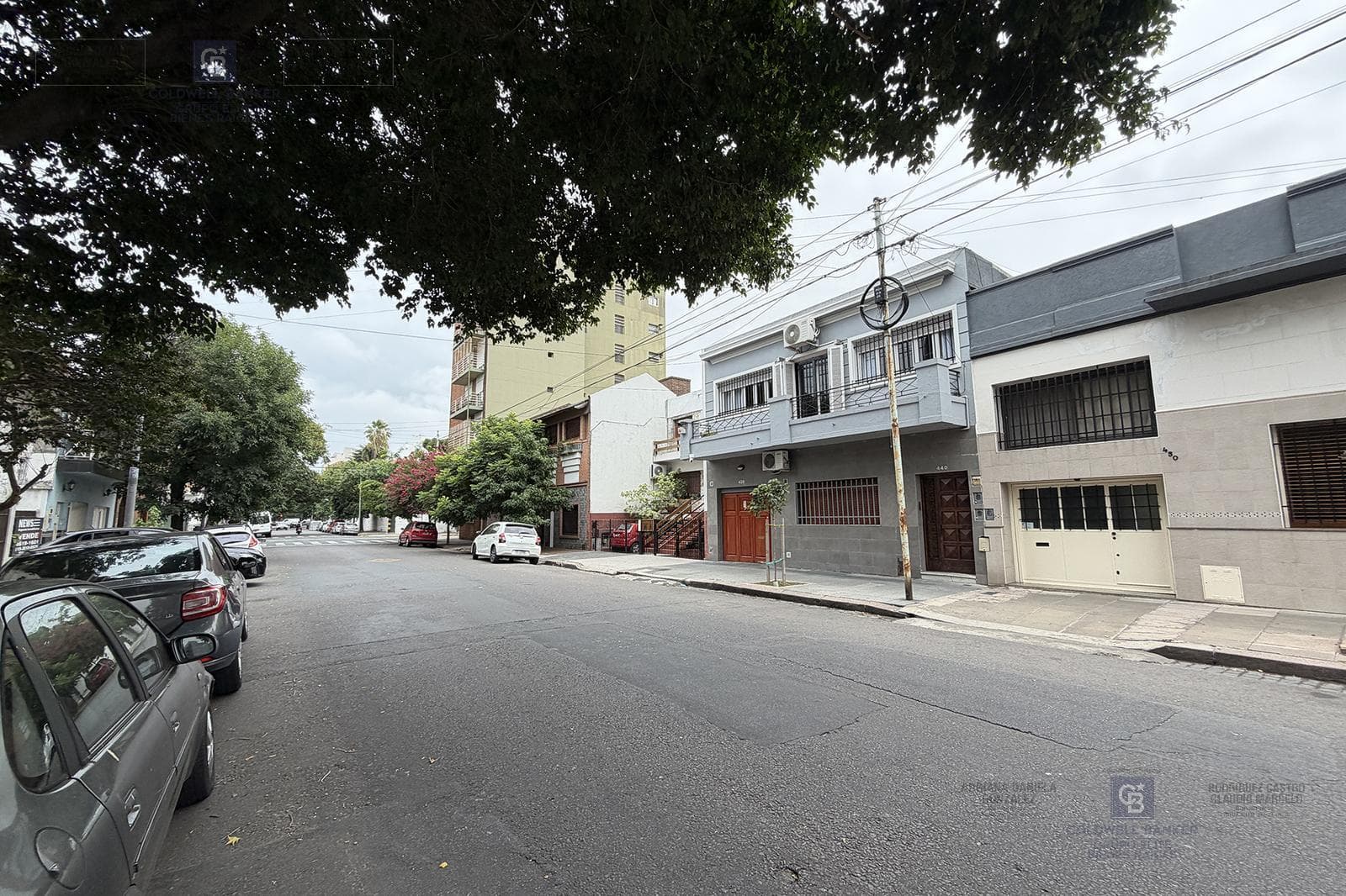 3-room apartment for sale in the Floresta neighborhood.