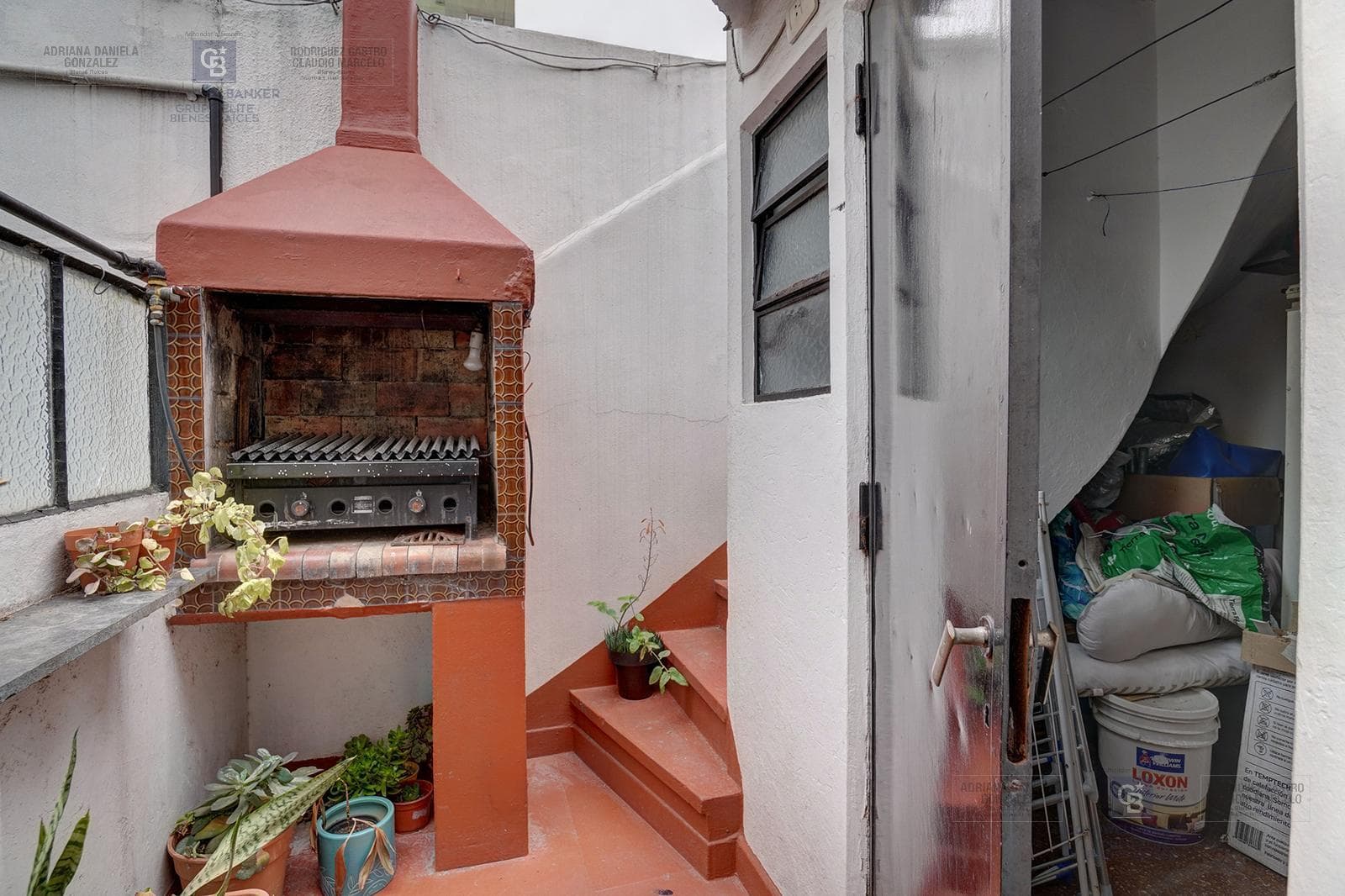 3-room apartment for sale in the Floresta neighborhood.