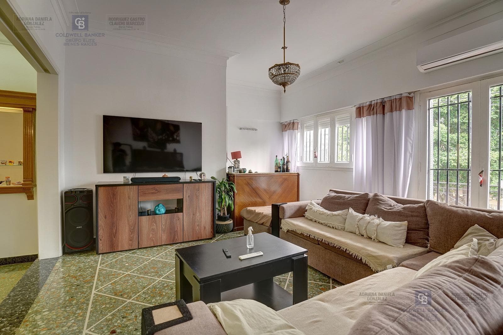3-room apartment for sale in the Floresta neighborhood.