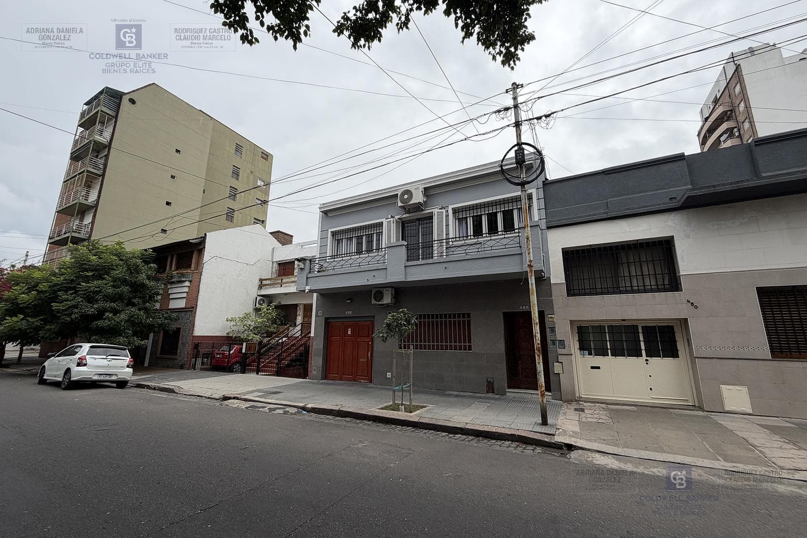 3-room apartment for sale in the Floresta neighborhood.