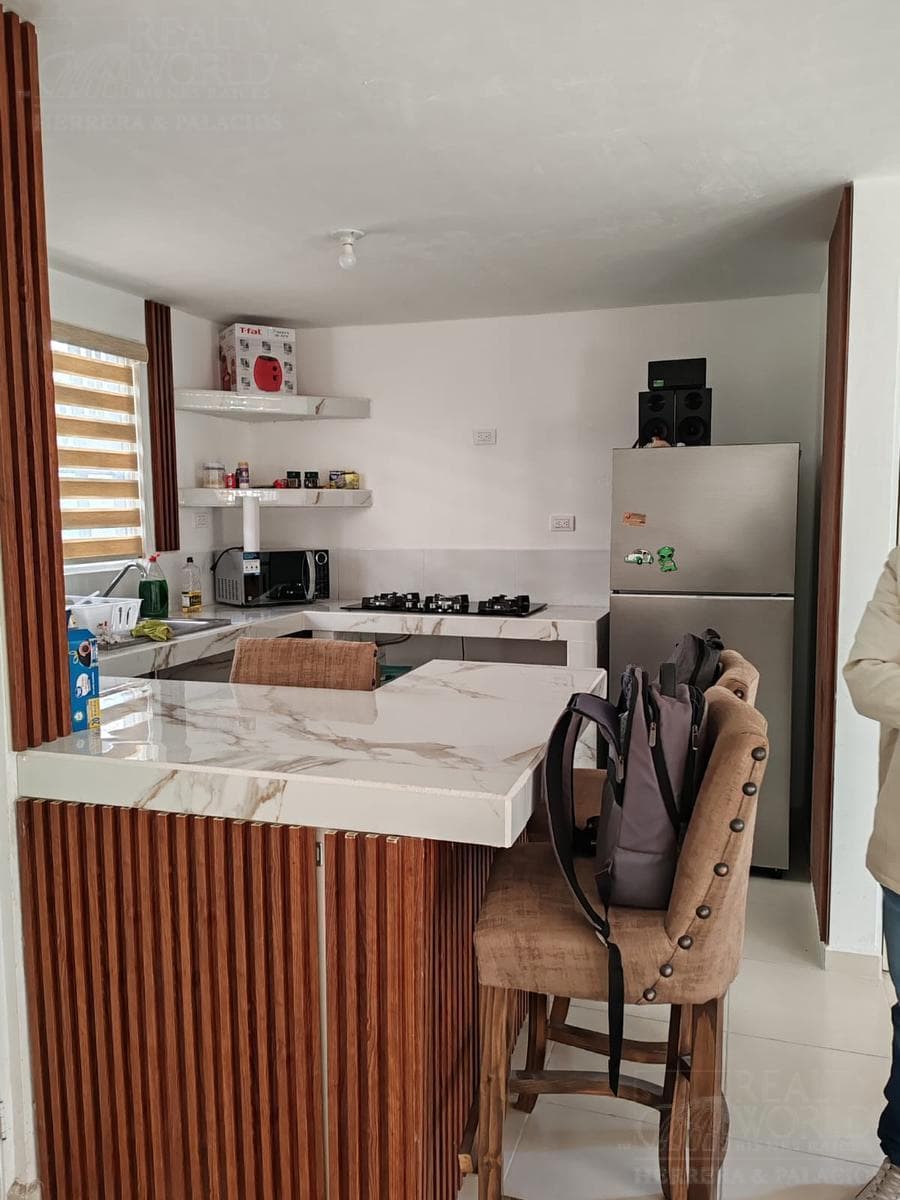 House for Sale in the Lincoln Valley Area