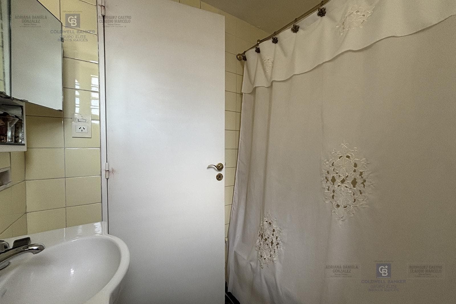 3-room apartment for sale, Balvanera neighborhood.