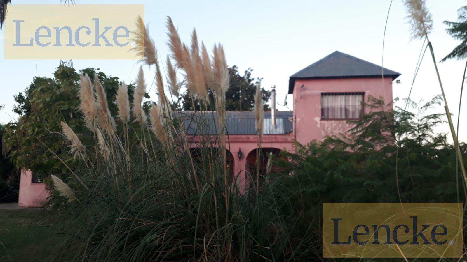 House in Juan Gonzalez
