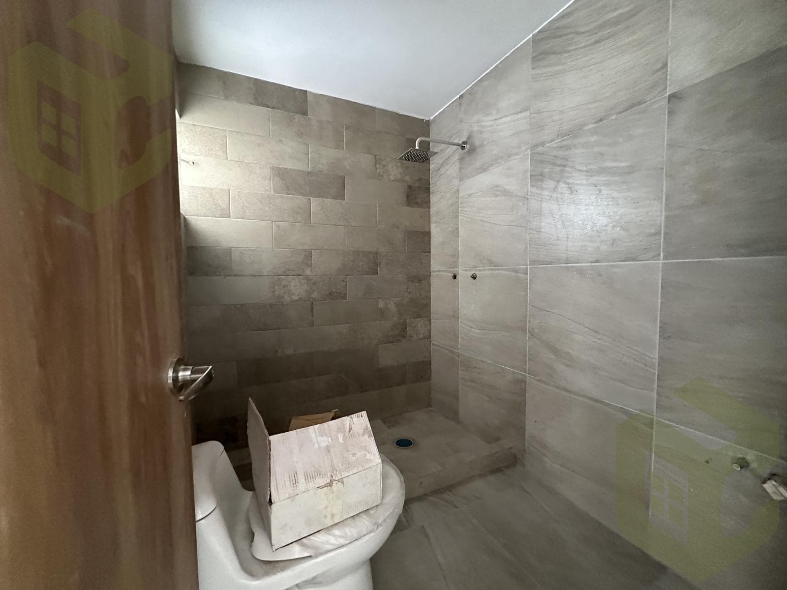 HOUSE IN THE BOUTIQUE SUBDIVISION