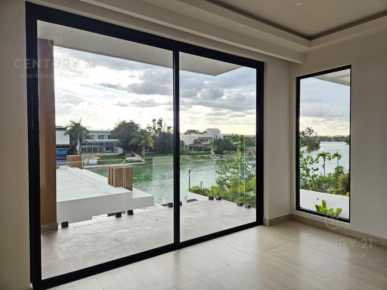 4-Bedroom House for Sale in Lagos del Sol, Cancún | New Construction with Panoramic Lake Views | C4114