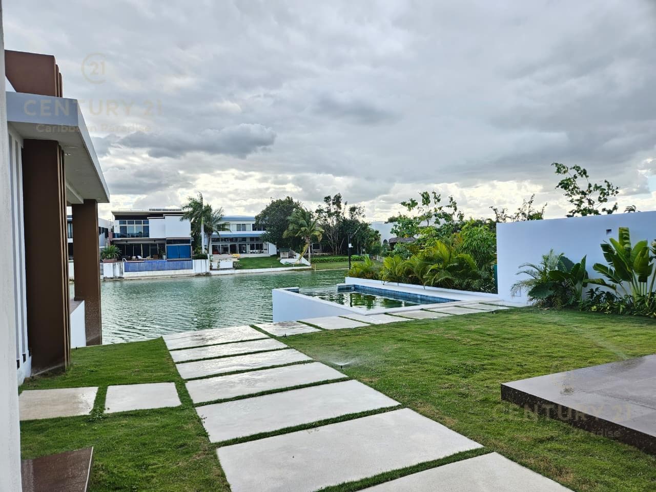 4-Bedroom House for Sale in Lagos del Sol, Cancún | New Construction with Panoramic Lake Views | C4114