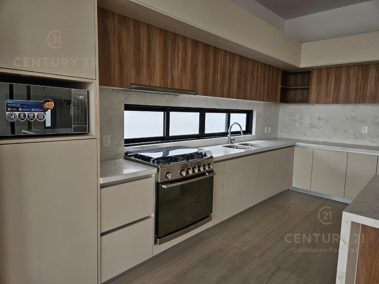 4-Bedroom House for Sale in Lagos del Sol, Cancún | New Construction with Panoramic Lake Views | C4114