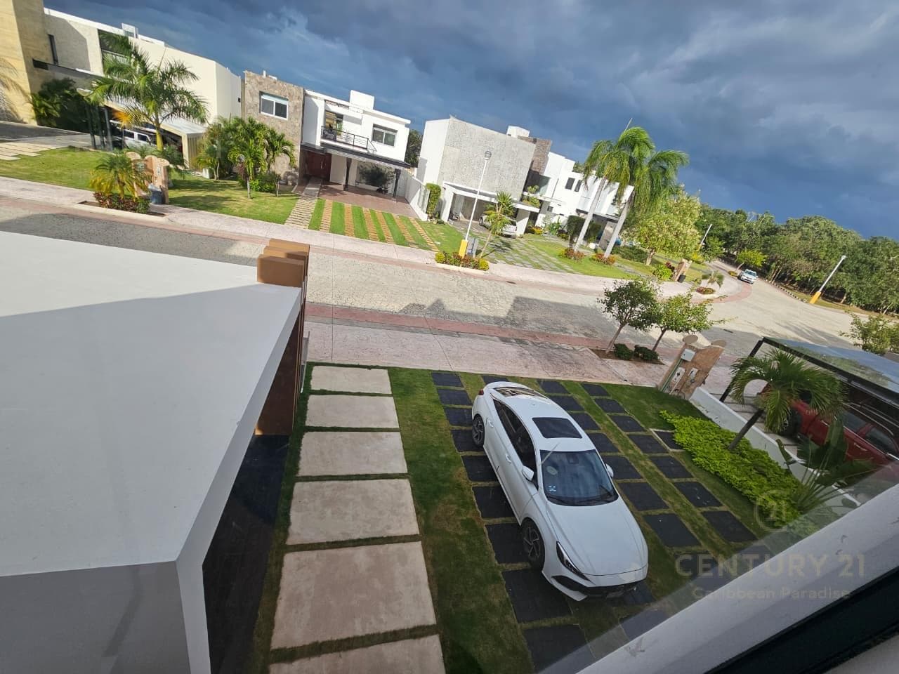 4-Bedroom House for Sale in Lagos del Sol, Cancún | New Construction with Panoramic Lake Views | C4114