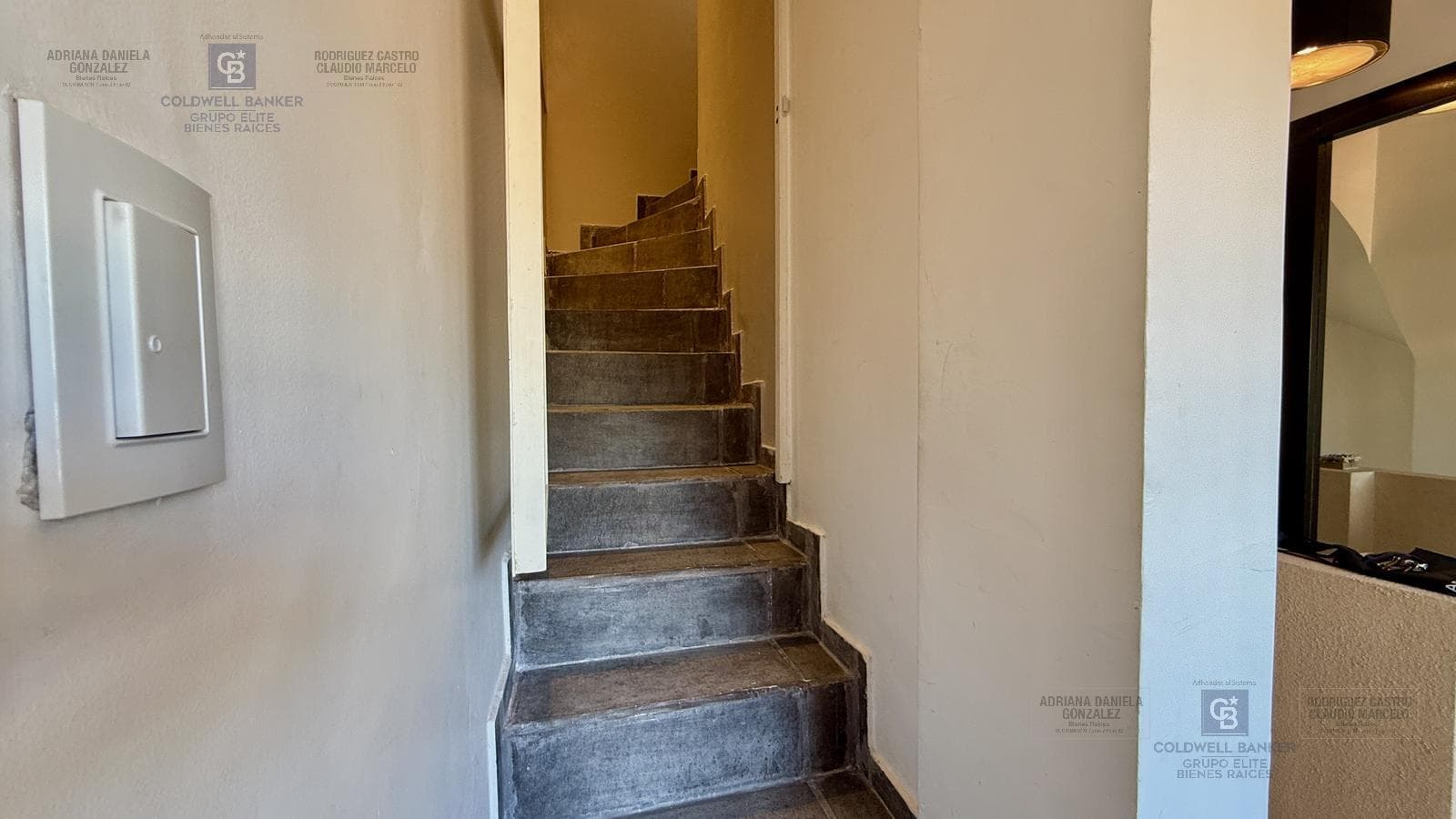 3-room penthouse for sale with no maintenance fees and a terrace in Villa Urquiza