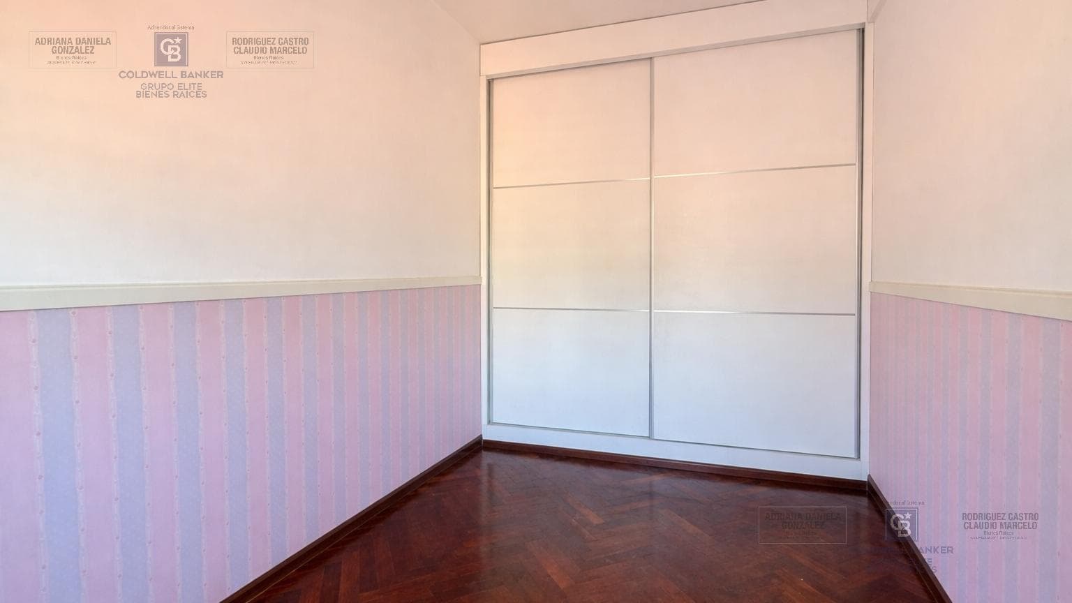 3-room penthouse for sale with no maintenance fees and a terrace in Villa Urquiza