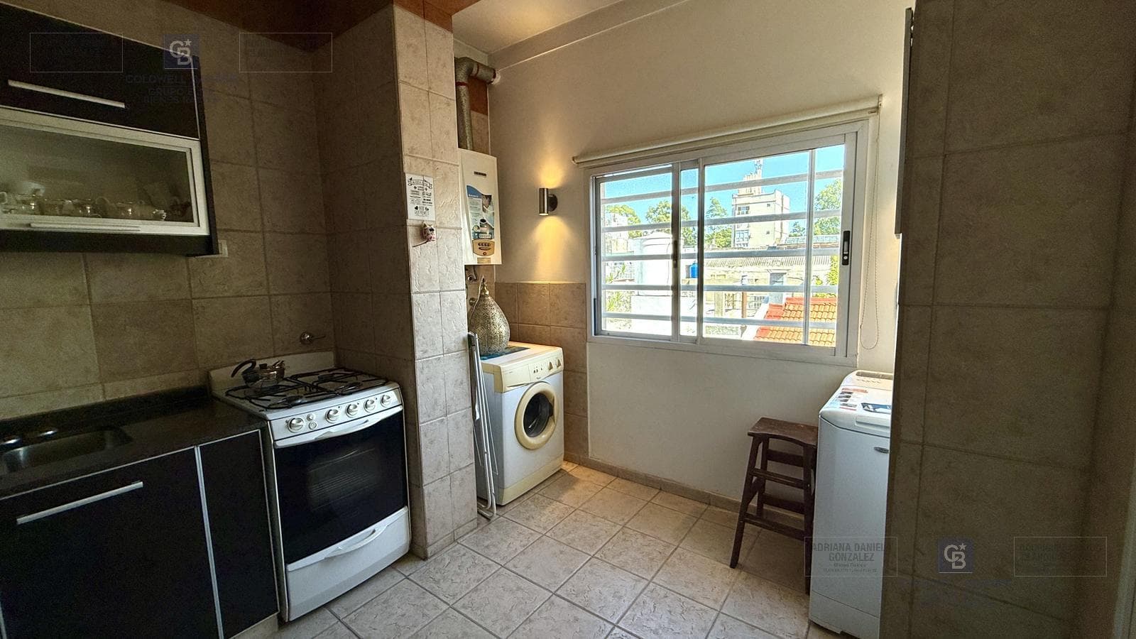 3-room penthouse for sale with no maintenance fees and a terrace in Villa Urquiza