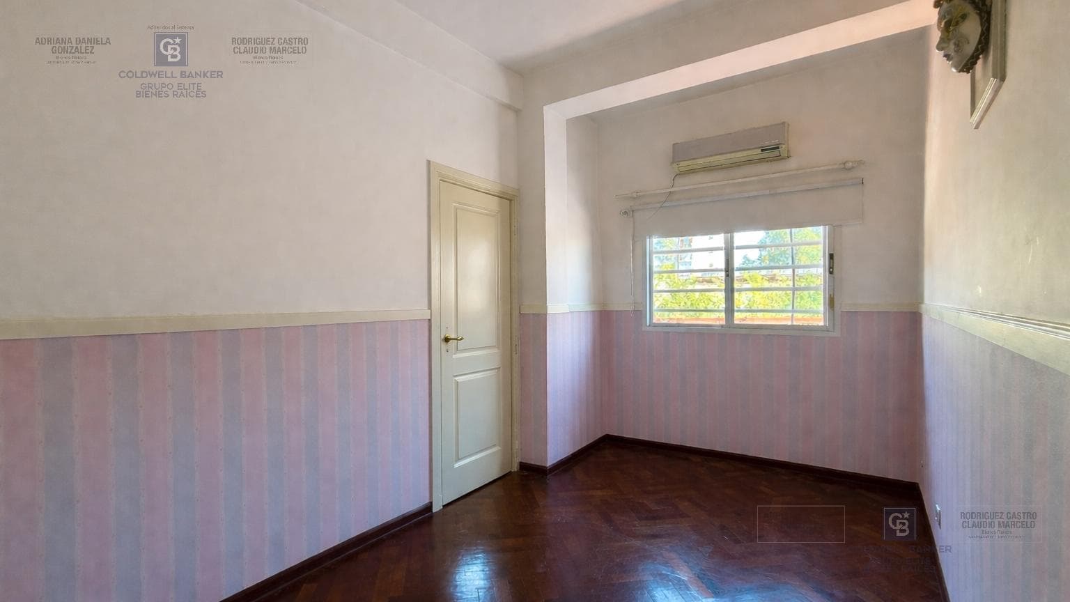 3-room penthouse for sale with no maintenance fees and a terrace in Villa Urquiza