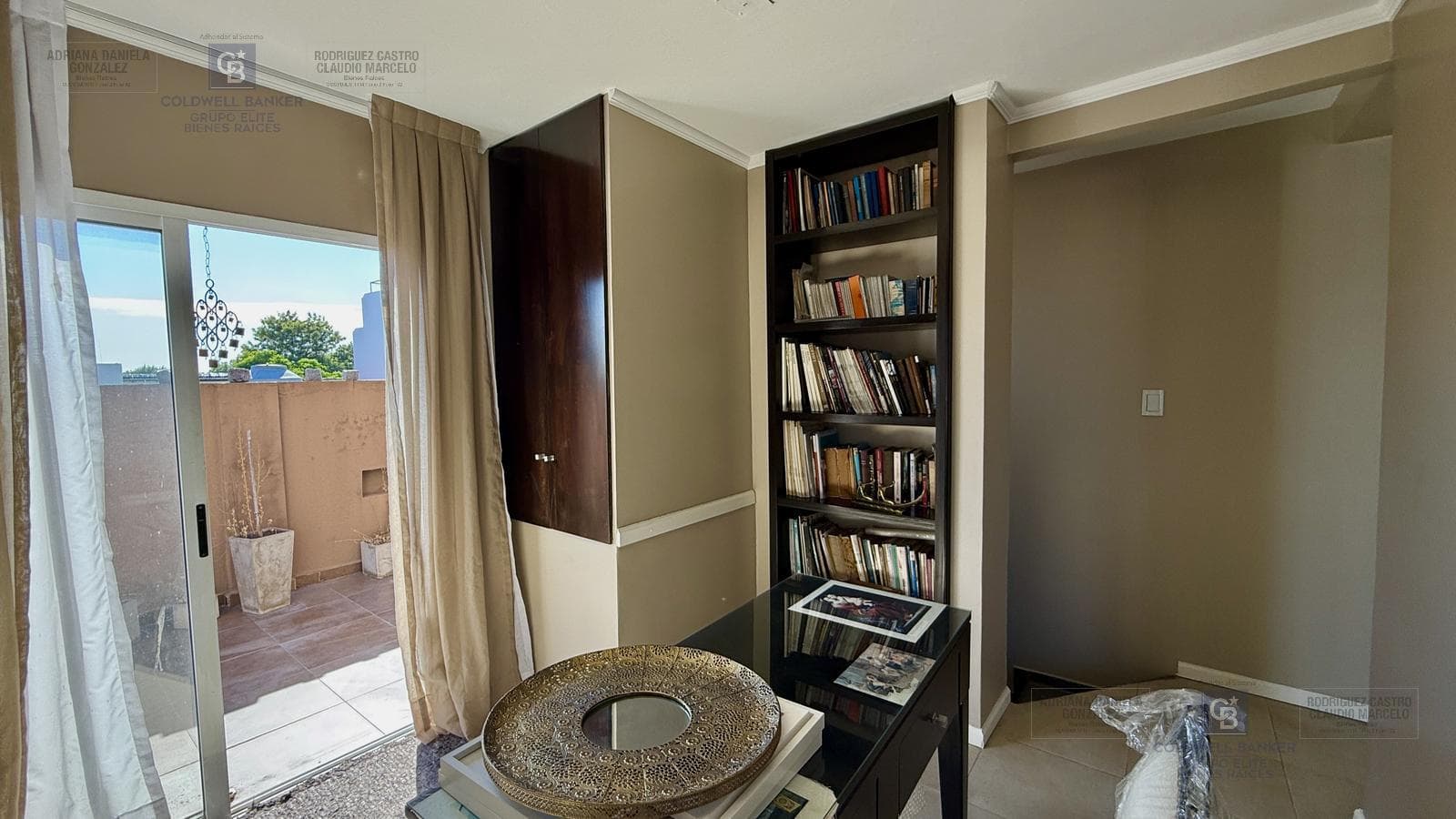 3-room penthouse for sale with no maintenance fees and a terrace in Villa Urquiza
