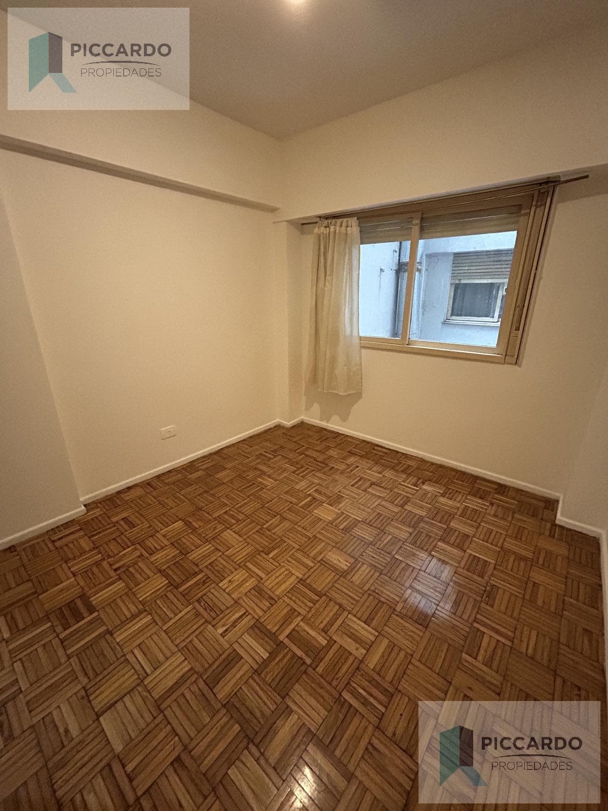 GREAT OPPORTUNITY! 2-room apartment in Balvanera