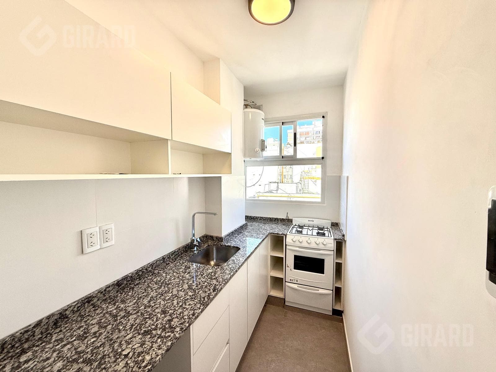 2-room apartment for sale in the Paseo Aldrey area
