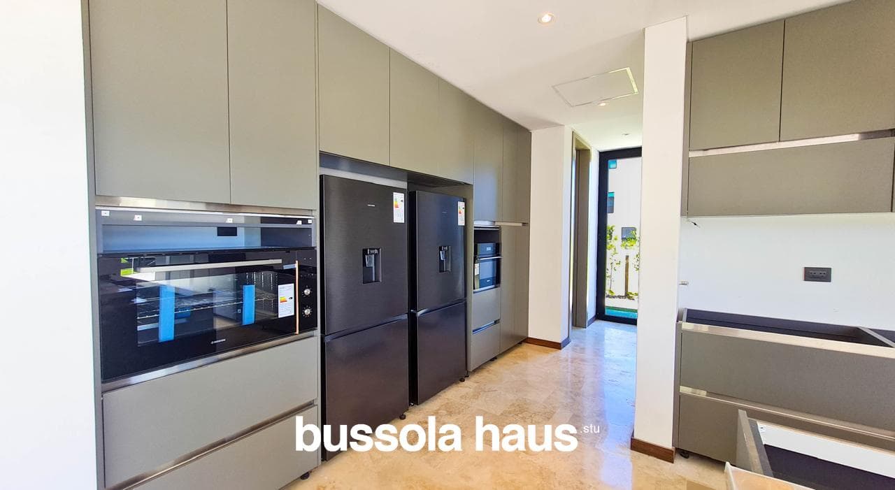 4-Bedroom House for Sale by the River in El Yacht Nordelta