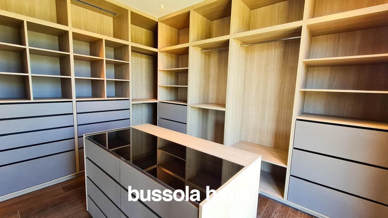 4-Bedroom House for Sale by the River in El Yacht Nordelta
