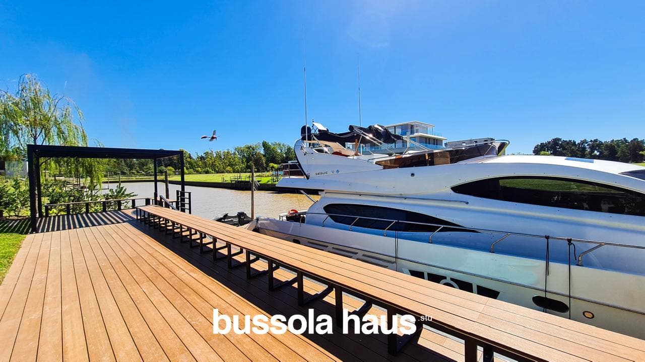 4-Bedroom House for Sale by the River in El Yacht Nordelta