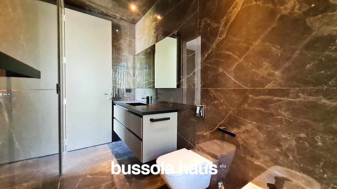 5-Bedroom House for Sale by the River in El Yacht Nordelta