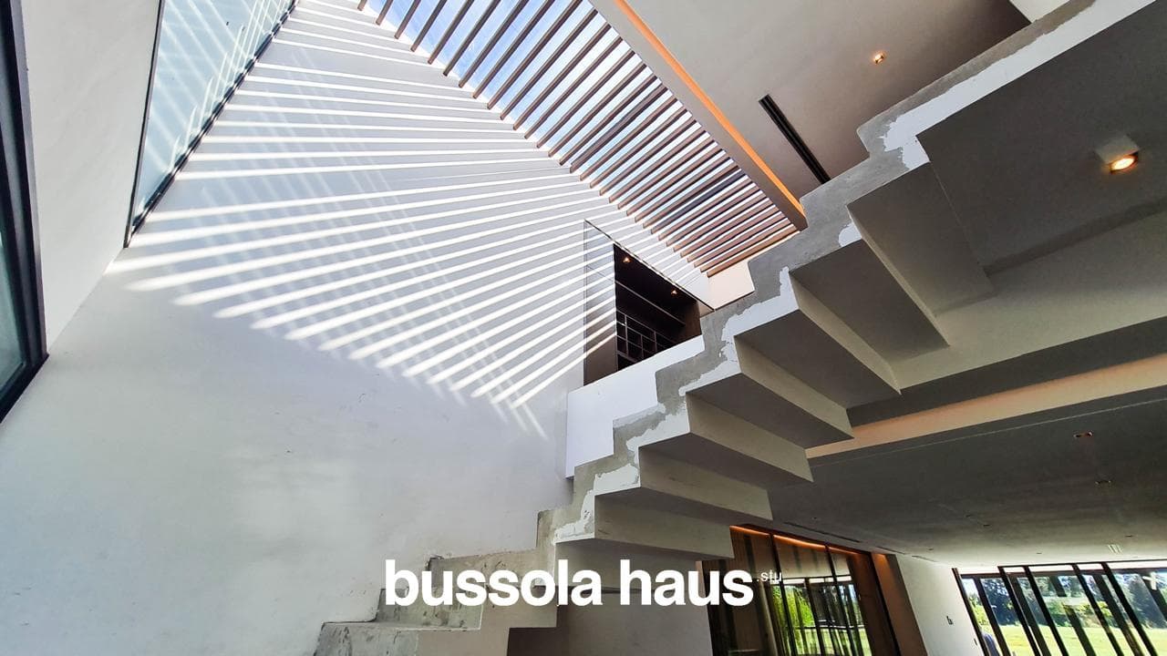 5-Bedroom House for Sale by the River in El Yacht Nordelta