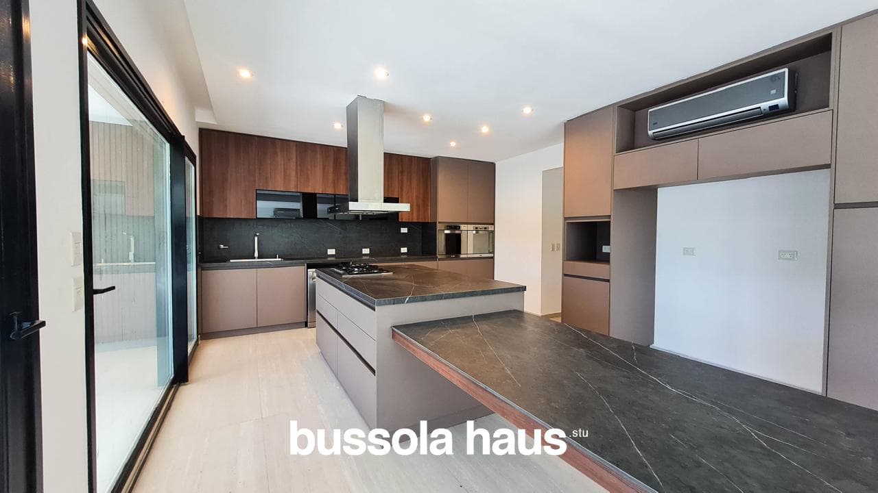 5-Bedroom House for Sale by the River in El Yacht Nordelta