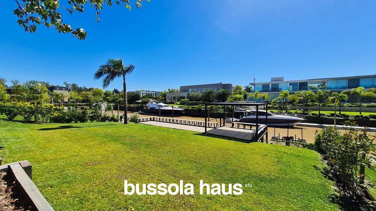 5-Bedroom House for Sale by the River in El Yacht Nordelta