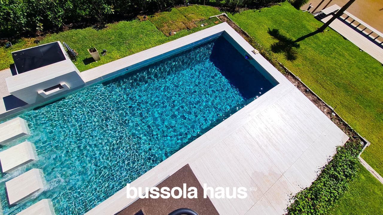 5-Bedroom House for Sale by the River in El Yacht Nordelta