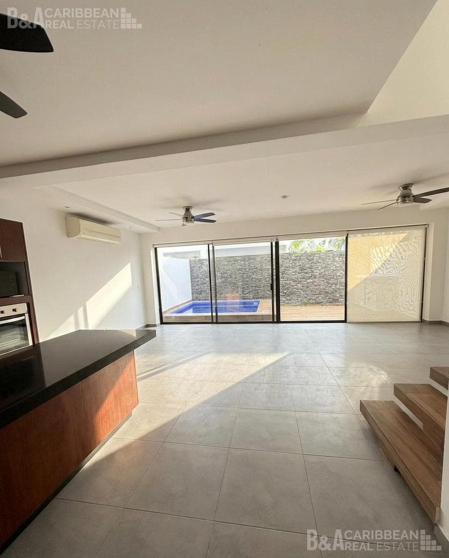 Casa en venta | 3 recámaras estudio | Alberca | Residencial Aqua
