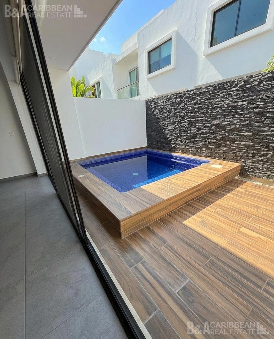 Casa en venta | 3 recámaras estudio | Alberca | Residencial Aqua