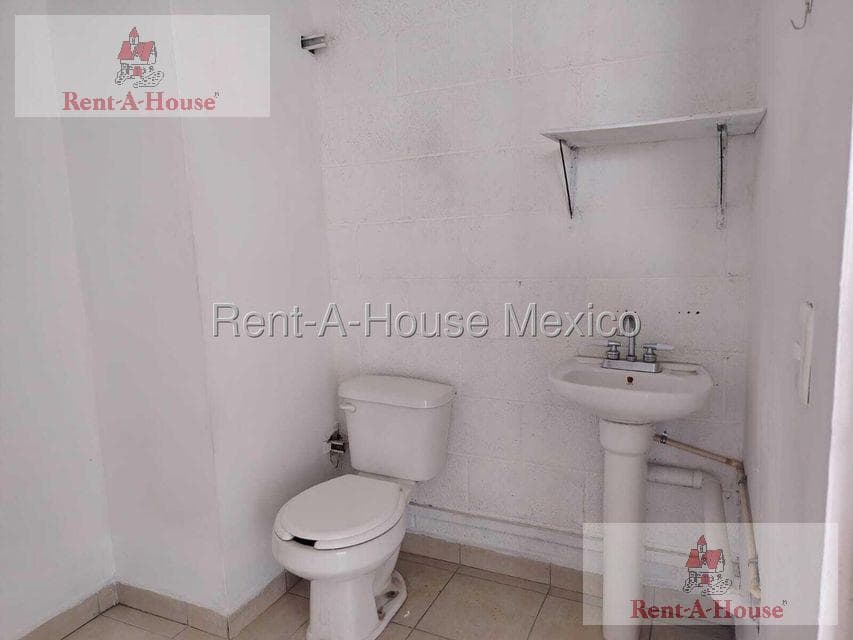 Commercial Space for Rent in Santa Martha Acatitla, Iztapalapa, CR 26-2062.