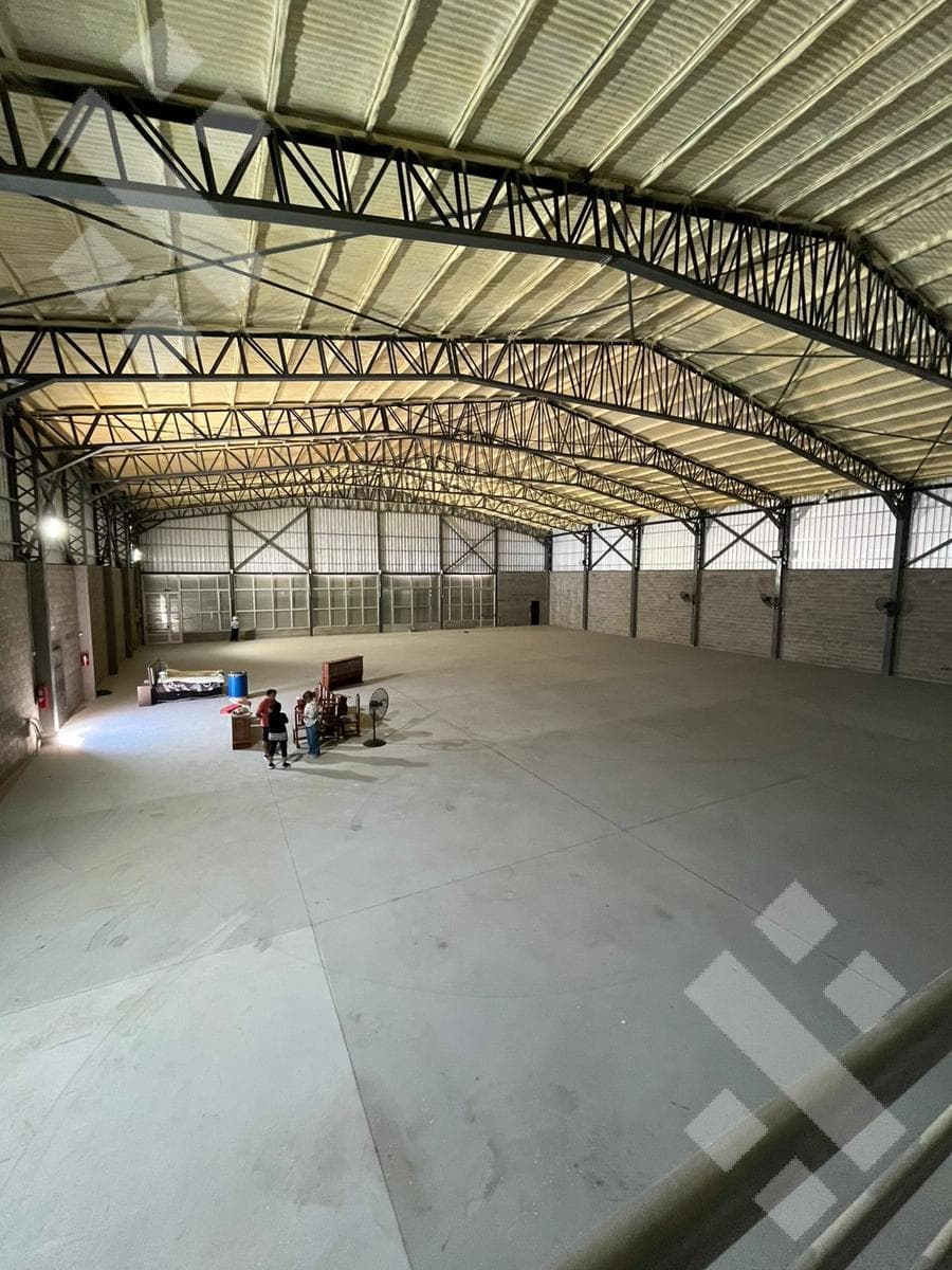 For Sale | 1,350 m² Warehouse | Necochea and Republica de Italia | Neuquén City