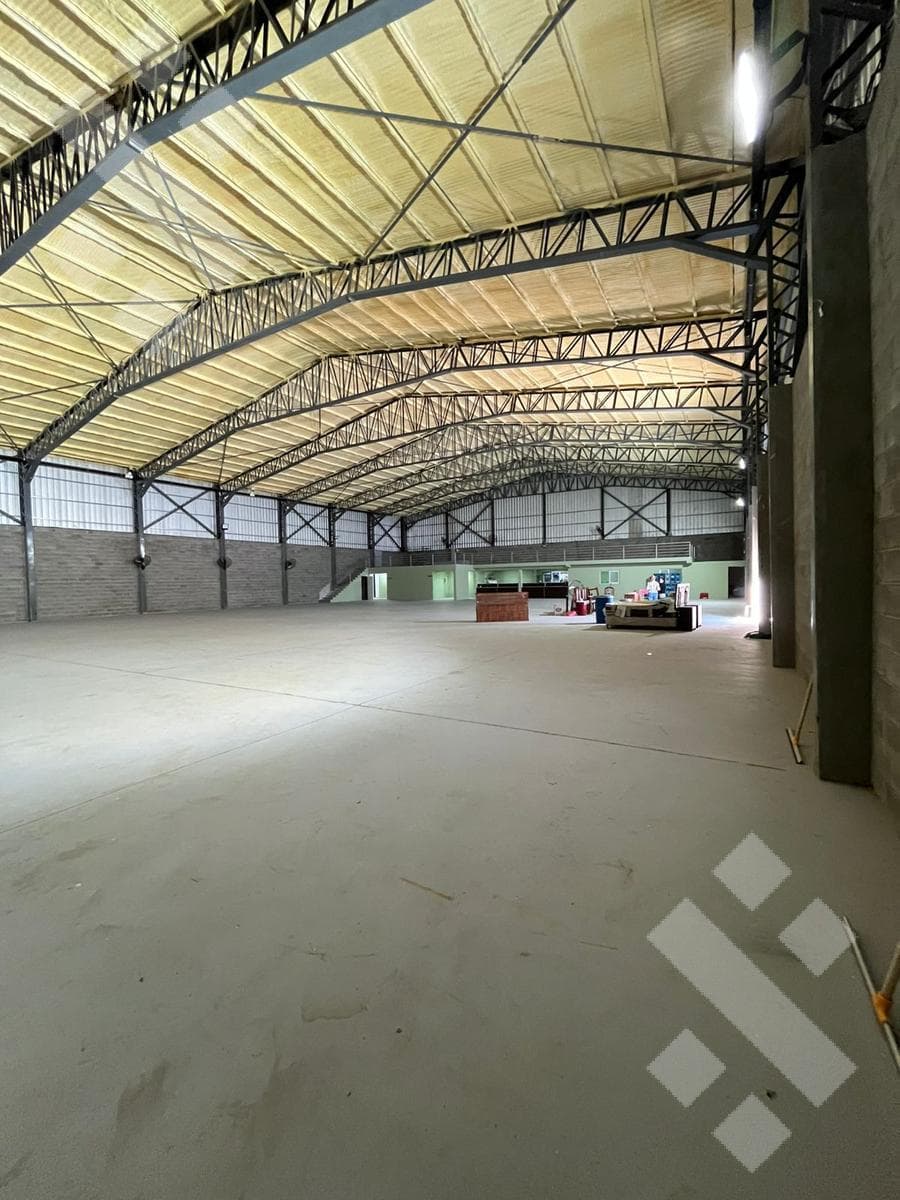 For Sale | 1,350 m² Warehouse | Necochea and Republica de Italia | Neuquén City