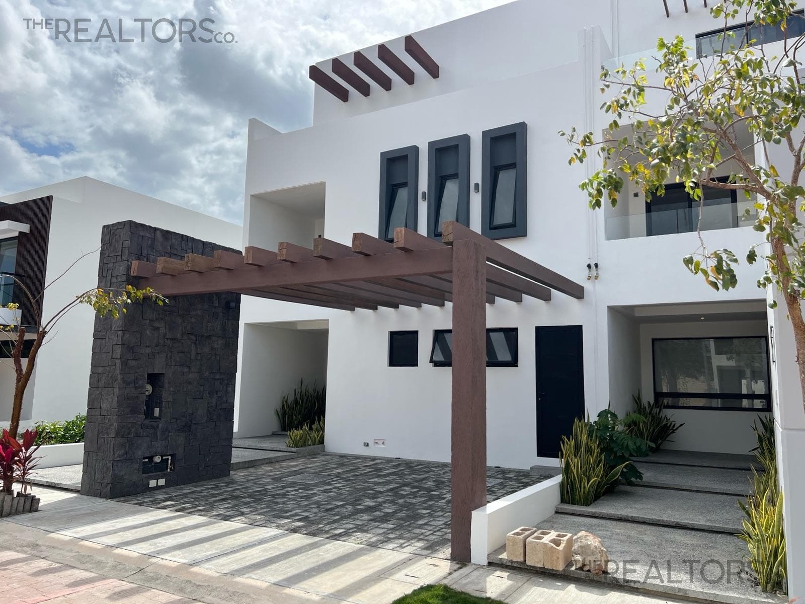 House in the Río Residential Community