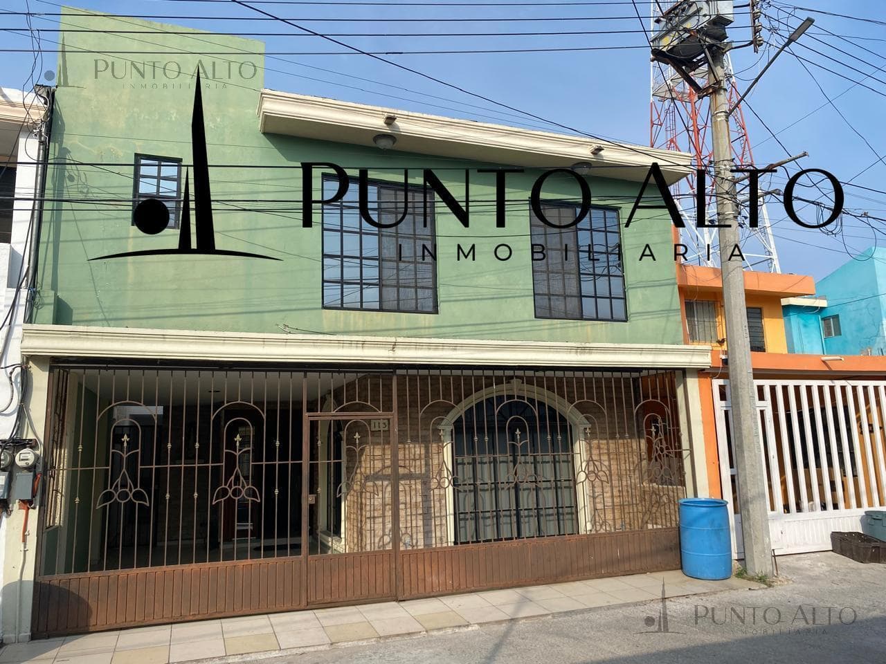 HOUSE FOR SALE NEXT TO HEB EJERCITO, VERY CLOSE TO ALTAMA AND AV HIDALGO