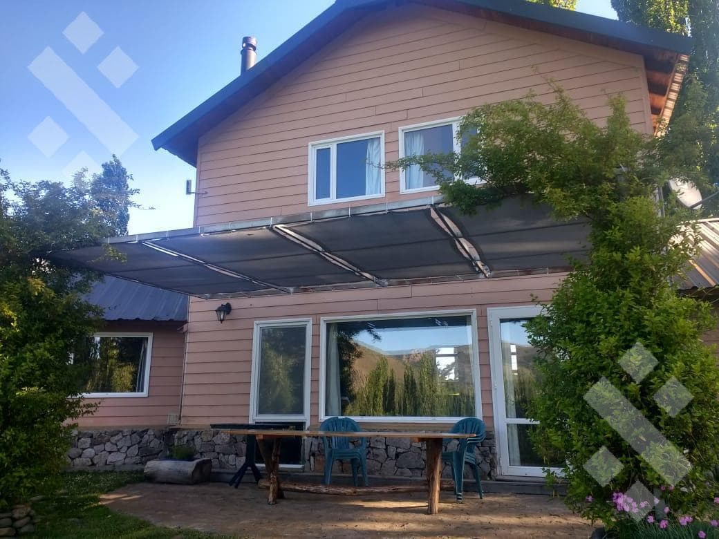 5-Bedroom House for Sale - Costas del Alumine Neighborhood - Alumine