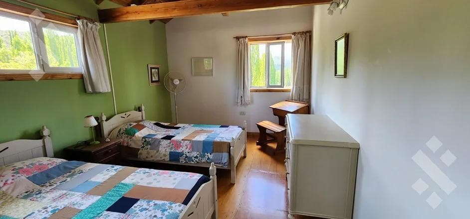 5-Bedroom House for Sale - Costas del Alumine Neighborhood - Alumine