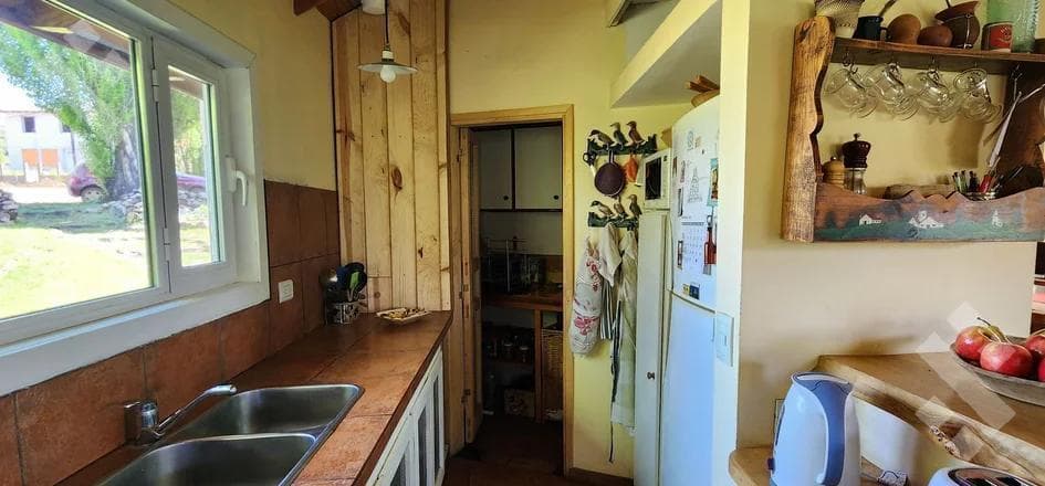 5-Bedroom House for Sale - Costas del Alumine Neighborhood - Alumine