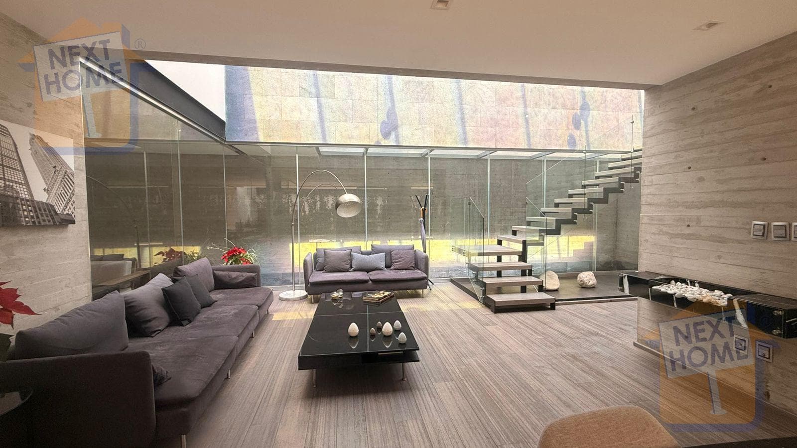 HOUSE IN A CONDOMINIUM FOR SALE IN LOMAS DE VISTA HERMOSA