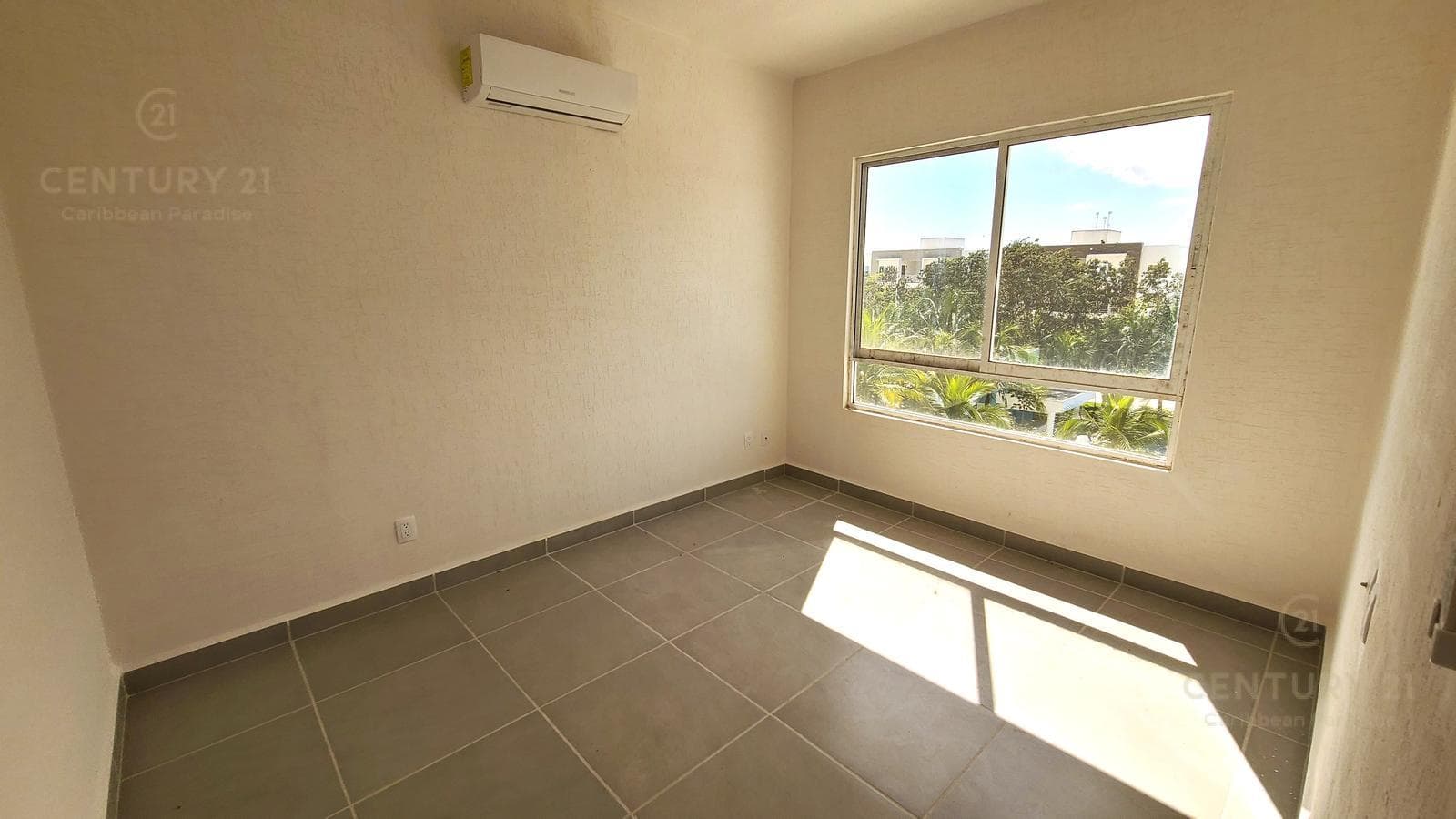 New 3-Bedroom Condo for Sale in Kuyaan, Playa del Carmen | P4563