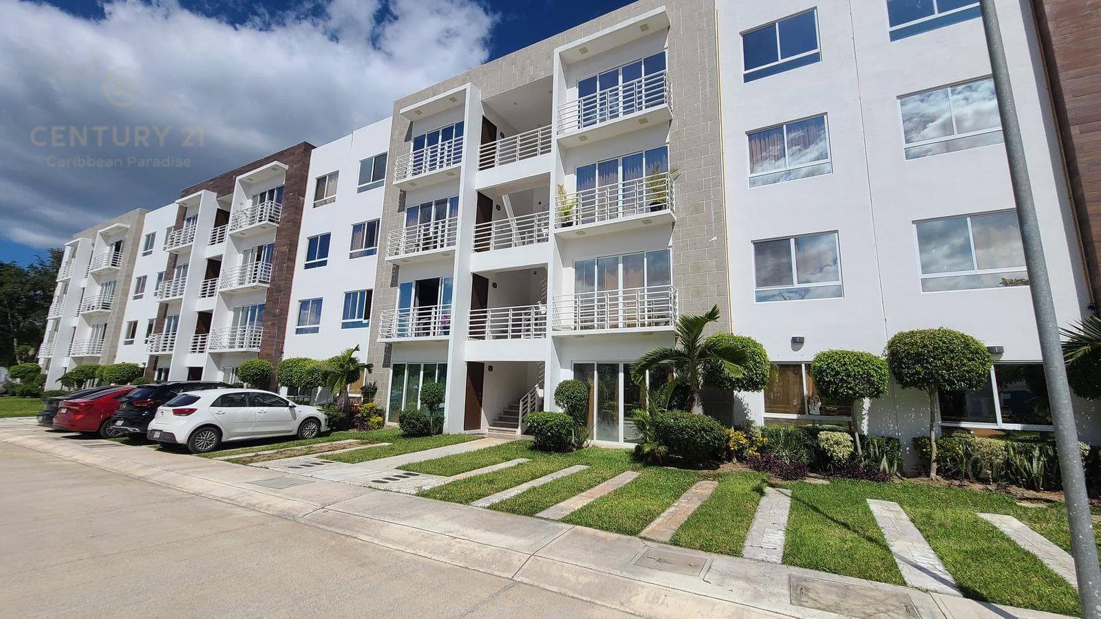 New 3-Bedroom Condo for Sale in Kuyaan, Playa del Carmen | P4563