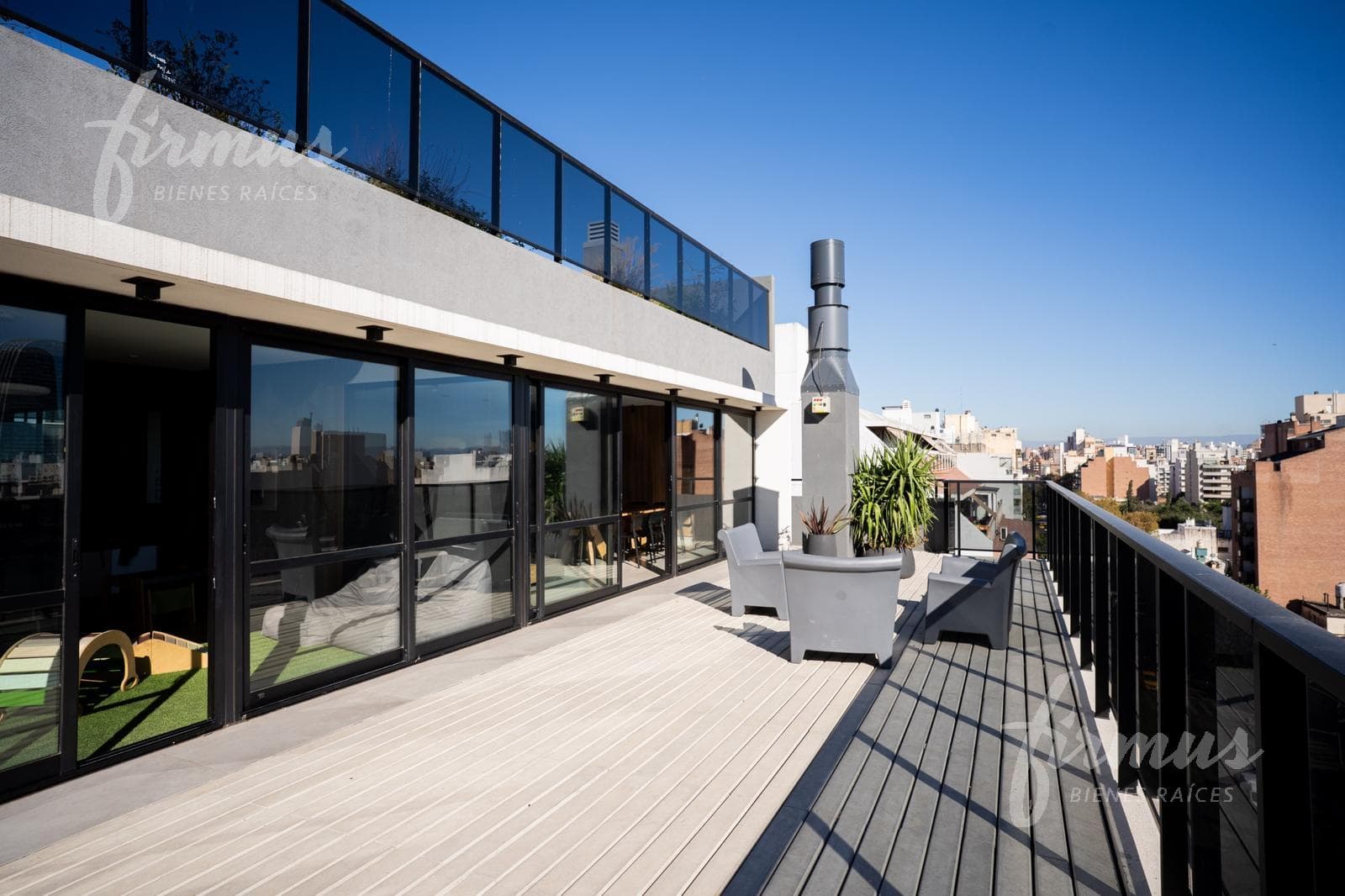 Apartment in General Paz in a high-end building