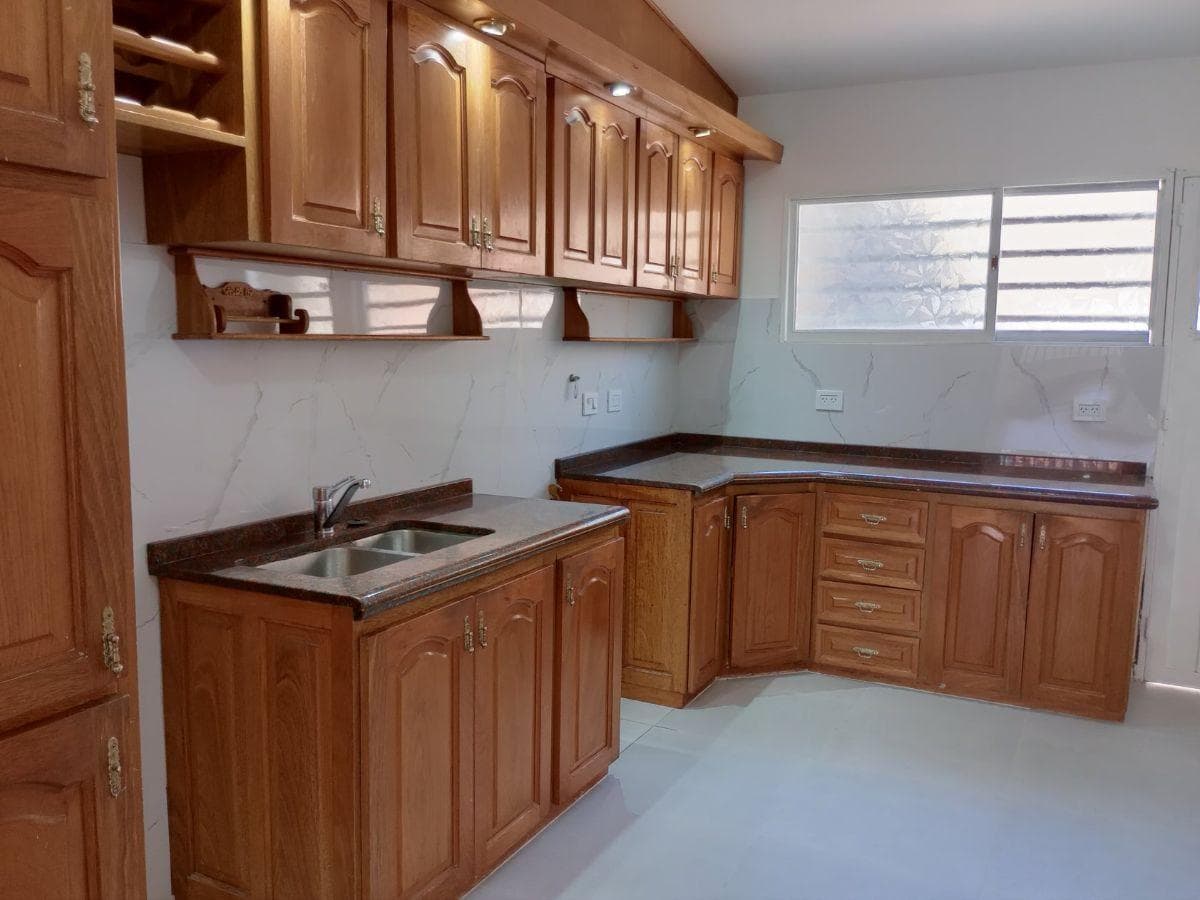 House (PH) for Sale: 2 Bedrooms (1 En Suite), 2 Bathrooms, Garage, in La Cuesta, Villa Carlos Paz, Córdoba