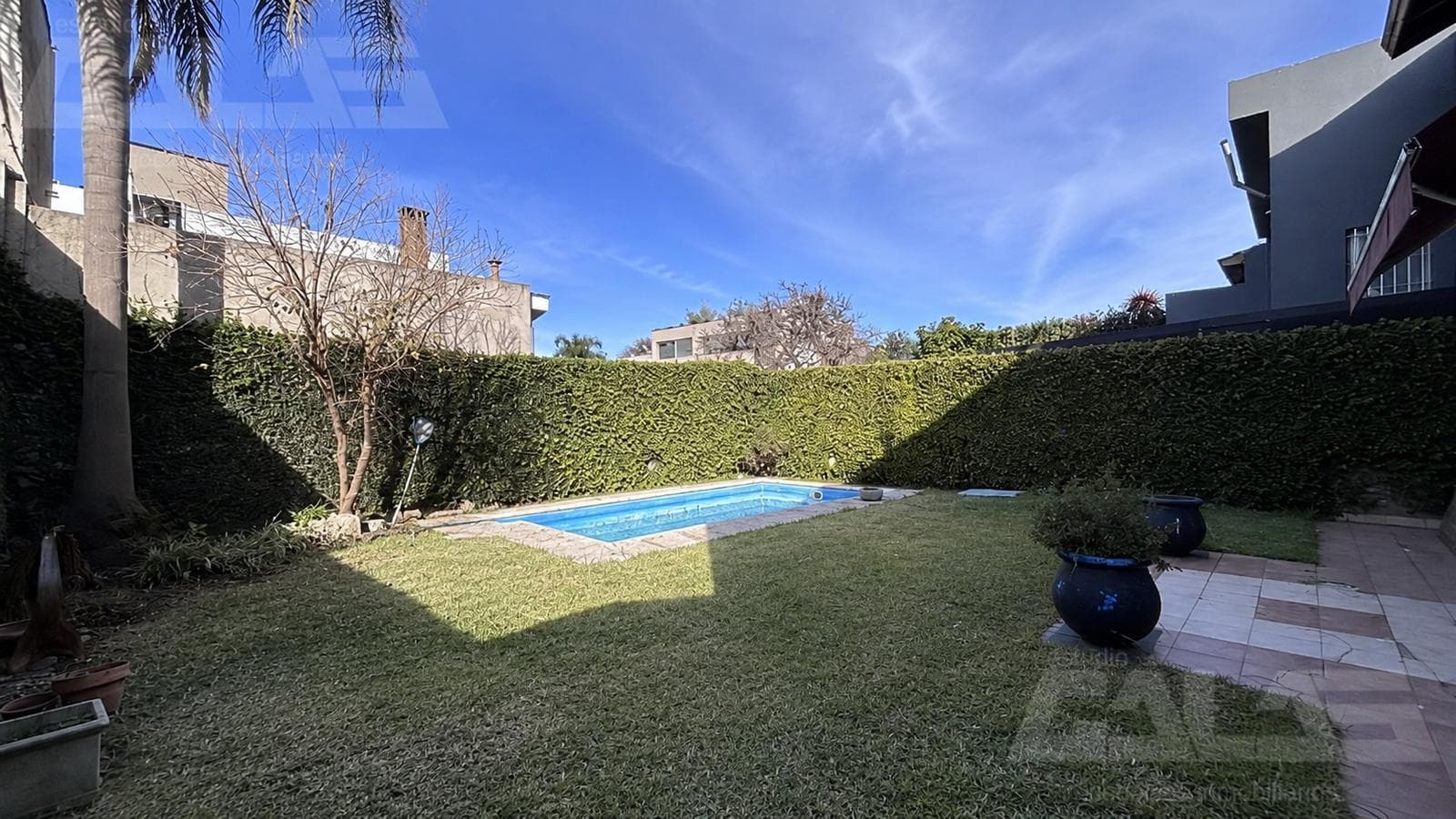 HOUSE | 6 ROOMS | SWIMMING POOL | READY TO MOVE IN | DOUBLE GARAGE | CASTELAR NORTE
