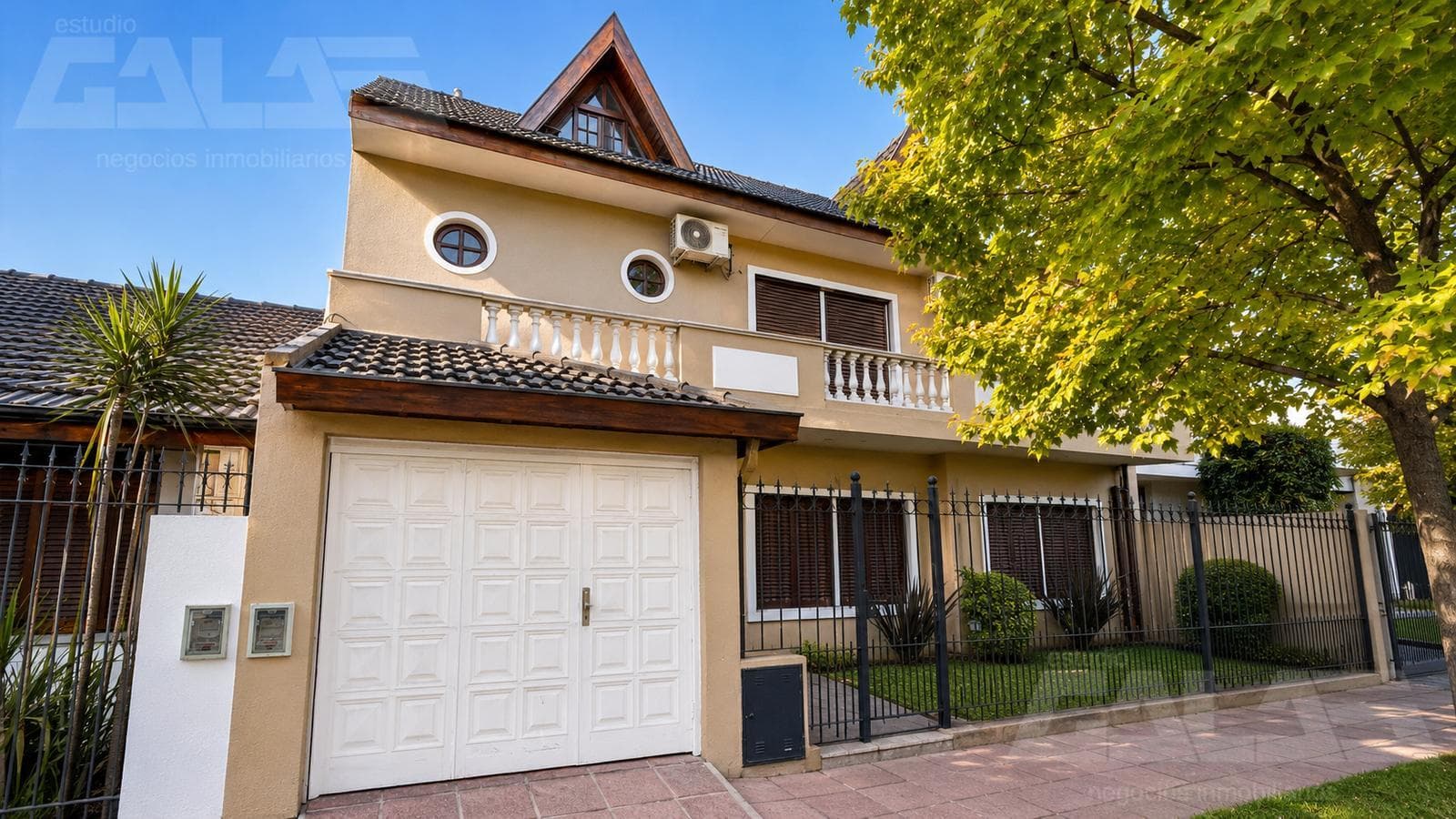 HOUSE | 6 ROOMS | SWIMMING POOL | READY TO MOVE IN | DOUBLE GARAGE | CASTELAR NORTE