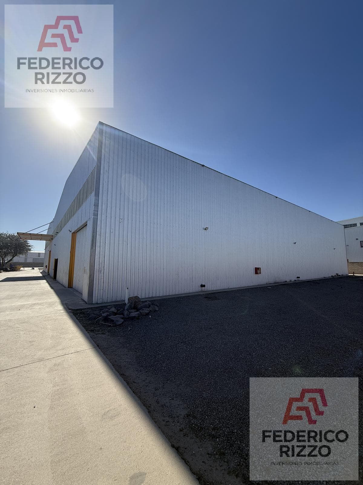 WAREHOUSE FOR RENT, 500–2,500 m², WITH OFFICES, INTERFÁBRICA INDUSTRIAL ZONE, FERREYRA NEIGHBORHOOD